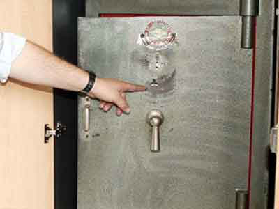 Διάρρηξη στο δημαρχείο Χολαργού