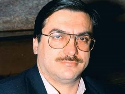 Τού ’καψαν το αυτοκίνητο!