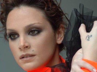 Ελεονώρα Ζουγανέλη: Πρεμιέρα με ξυρισμένο κεφάλι