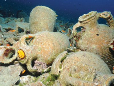 Τον πρόλαβαν πριν επιβιβαστεί στο πλοίο