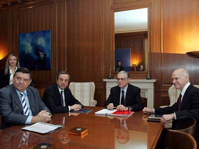 Αναβολή της σύσκεψης στο Μαξίμου