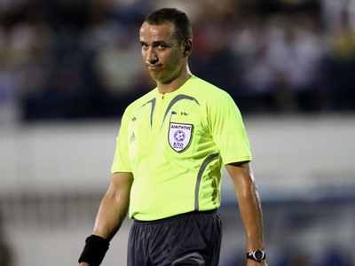 Ο Τσινιάρης στο ντέρμπι της Θεσσαλονίκης Ο Τσινιάρης στο ντέρμπι της Θεσσαλονίκης