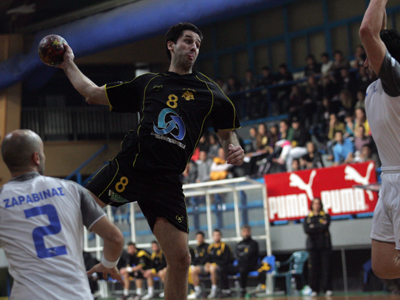 Χάντμπολ: Ανεβαίνει η ΑΕΚ, 31-22 τον Ζαφειράκη