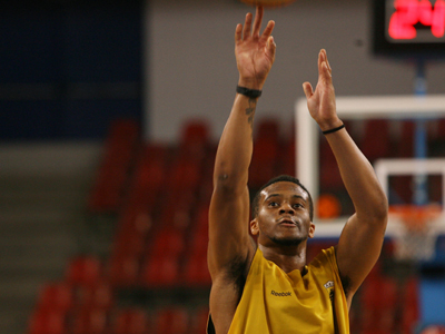 Φιλική 100άρα στη Νήαρ Ηστ η ΑΕΚ