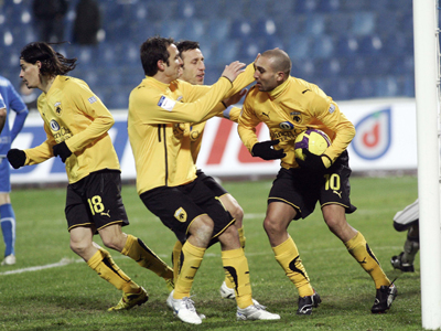 ΑΕΚ: Επαγγελματίας ο Φροξυλιάς