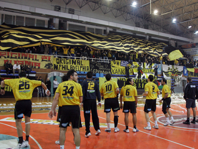 Πήρε ισοπαλία, αλλά αποκλείστηκε η ΑΕΚ στο χάντμπολ