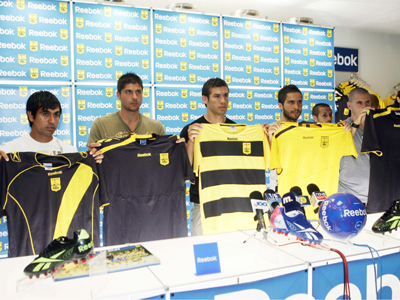 Παρουσίασε τη φανέλα του ο Άρης