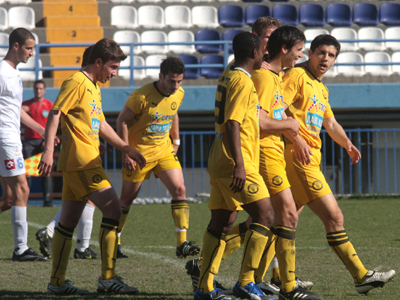 Στην κορυφή ο Βύζας Μεγάρων