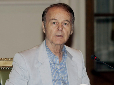 Βωβός: Επιμένει για το εμπορικό κέντρο στον Βοτανικό