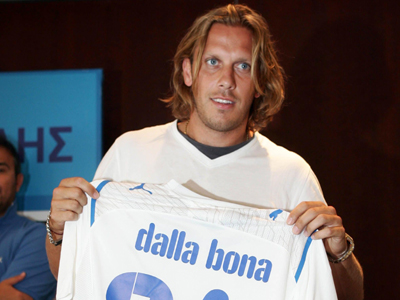 Πατάει γρασίδι ο Dalla Bona