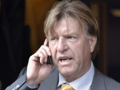 Ψάχνεται με Ντε Μος ο Ολυμπιακός