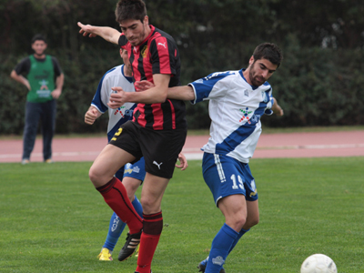 Συνωστισμός στην κορυφή του 1ου ομίλου