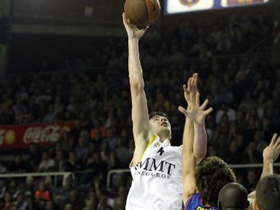 «Άλωσε» το «Παλάου Μπλαουγκράνα» η Ρεάλ