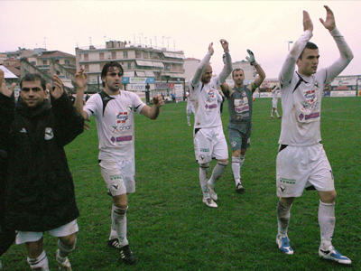 Αλλαγή σελίδας στη Δόξα Δράμας
