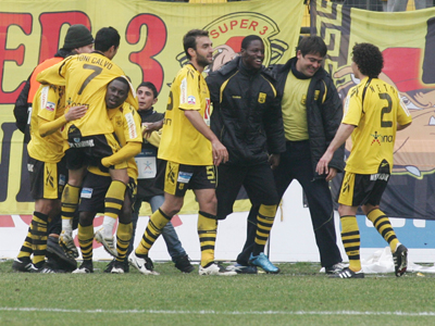 Πρόστιμα σε έξι ομάδες η ΕΠΟ