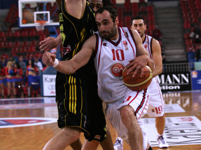 Παραμένει «πάνθηρας» ο Καλαμπόκης