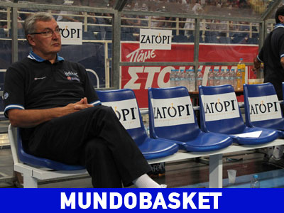 Τον… περικύκλωσαν