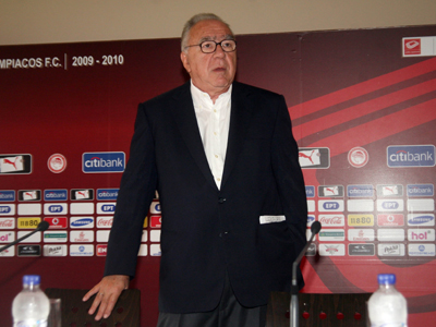 «Άστραψε και βρόντηξε» ο Κόκκαλης