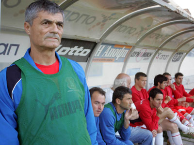 Το σκέφτεται για Σουμπίνιο, Παπάζογλου