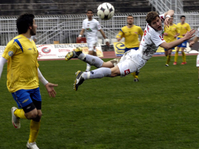 Προσπέρασε η Κοζάνη, σε περιπέτειες η Νίκη Βόλου