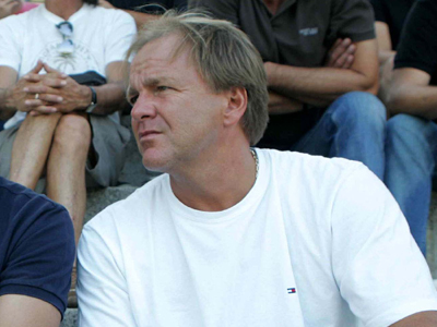 Φαν Ντερ Λεμ: Ανόητη απόφαση για Τεν Κάτε