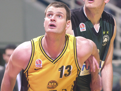 Επιστρέφει στα παρκέ ο Μιούρσεπ