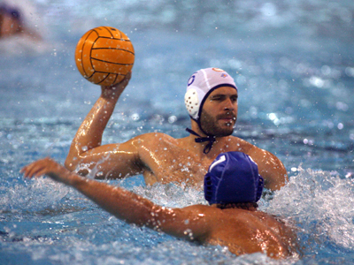 Μπήκε στην πισίνα ο Ολυμπιακός