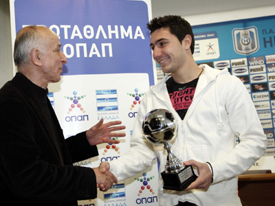 Βραβεύτηκε ο Παπαστεριανός