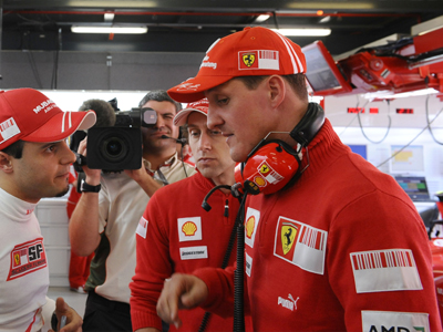 O Schumacher επισκέφτηκε τον Massa!