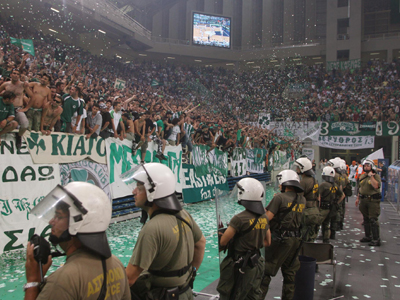 Τελικός με φιλάθλους;