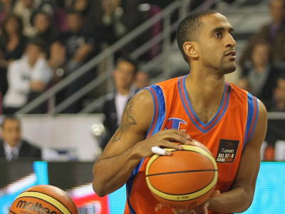 Πρώτος στα τρίποντα ο Ντρου Νίκολας