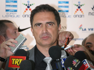 Την Τρίτη ο πρόεδρος της Super League