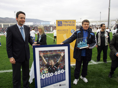 Τα λένε για συμβόλαιο και Μουντιάλ Πιλάβιος – Ρεχάγκελ