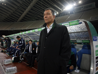 Ανακοίνωσε αποστολή ο Τεν Κάτε