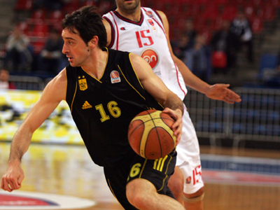 «Χτυπάει» Τσαλδάρη ο Ολυμπιακός