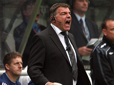 Κολλημένος με τη μπάλα ο Αλαρντάις