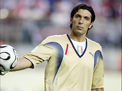 Ένα μήνα έξω ο Μπουφόν