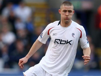 «Έδεσε» το Cahill μέχρι το 2012 η Bolton