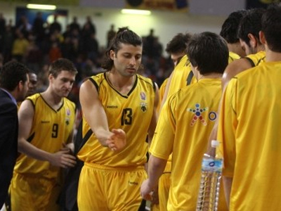 Ανακοίνωσε δύο η ΑΕΚ