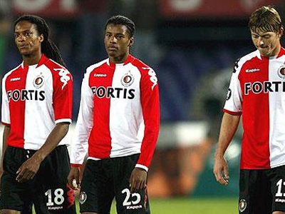 Ολλανδία: «Έμφραγμα» στο 90’ η Φέγενορντ