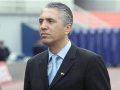 Αποχαιρετά η Λάρισα Αποχαιρετά η Λάρισα