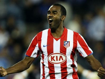 Στη Σπόρτινγκ Λισαβόνας ο Σιναμά Πονγκόλ