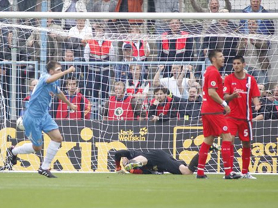 Αποκλείστηκαν Σανκτ Πάουλι και Ανόβερο