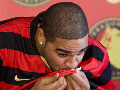 «Θα παραμείνει στη Βραζιλία ο Αντριάνο»