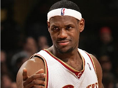 Με ΛεΜπρον οι Καβαλίερς 97-91 τη Φιλαδέλφεια