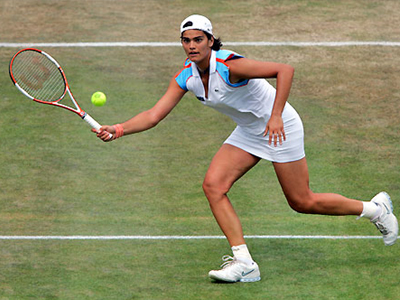 Στα ίδια η Λένα Δανιηλίδου