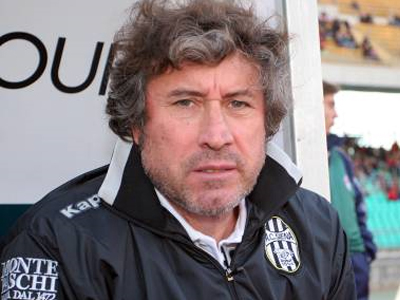 «Τρίζει» η καρέκλα του Μαλεζάνι στη Σιένα