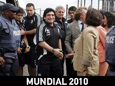 «Βολές» Μαραντόνα σε Πελέ και Πλατινί