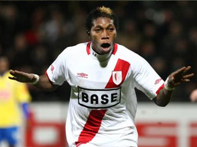 Πέρασε «αέρα» από τη Lokeren η Standard Liege