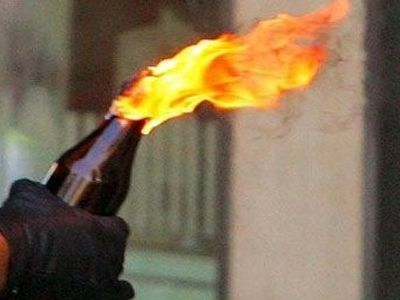 Επίθεση με μολότοφ στην Αναγέννηση Καρδίτσας